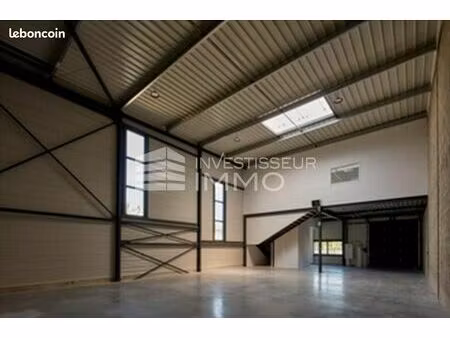 local bureaux 292 m²