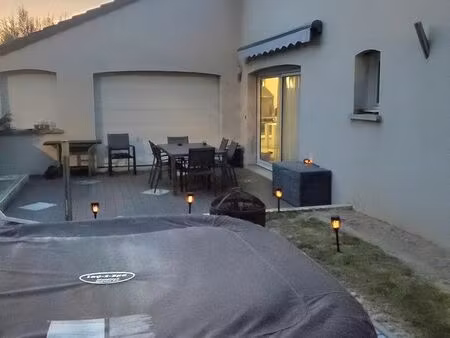 maison de ville lumineuse – troyes  secteur hôpital