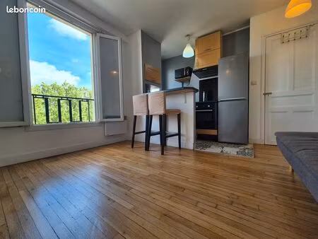 2 pièces lumineux – saint-denis centre – sans vis-à-vis