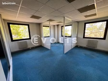 bureaux 250 m²