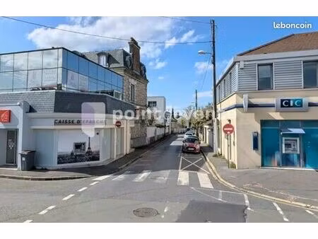 local commercial 110 m²