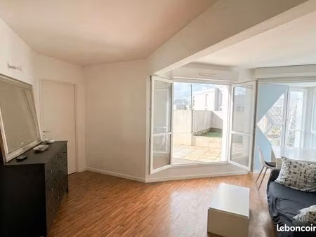 à vendre : appartement t3 avec grande terrasse – villetaneuse