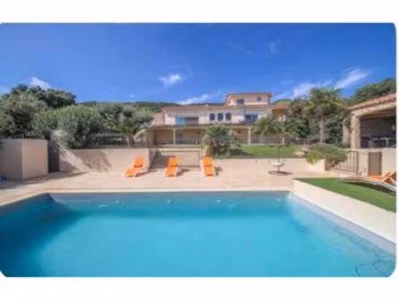 villa de exception  pietranera vue  mer piscine