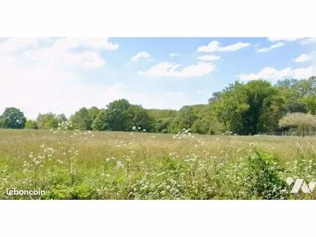 terrain 1570 m² soullans