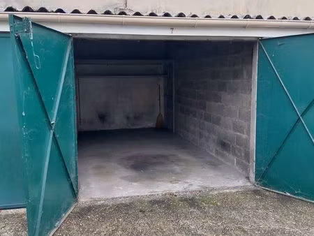 garage à vendre porte de paris saint denis