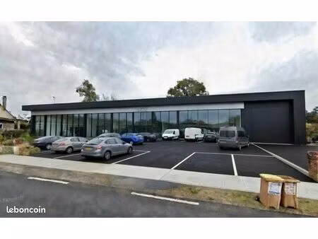 local commercial / artisanale à louer