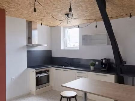 t3 rénové lumineux centre-ville – climatisation – cuisine moderne”