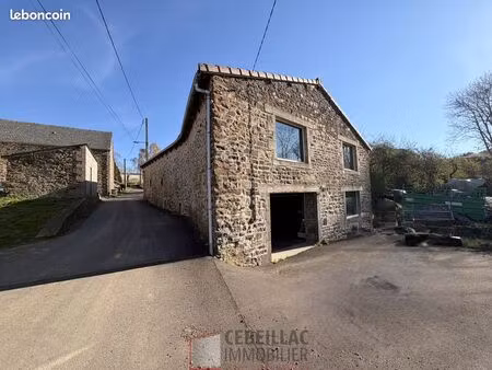 grange 2 pièces 240 m²