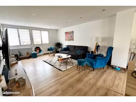 maison 5 pièces 90 m²