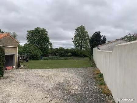 terrain 915 m² chaillevette