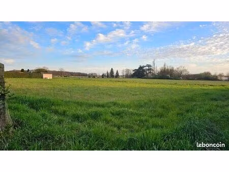 terrain constructible à thénac (17460)