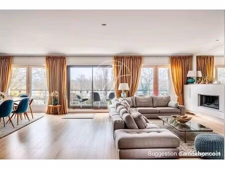 appartement 5 pièces 136 m²