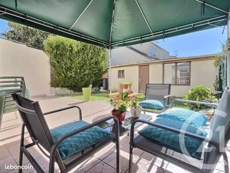 pavillon 6 pièces 102 m²