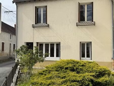maison 8 pièces 125 m²