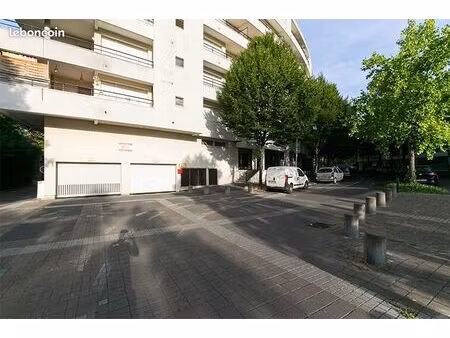 parking nanterre