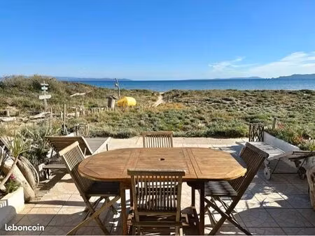 magnifique 3 pièces sur la plage presqu’île de giens