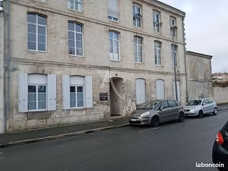 local 95 m² rochefort