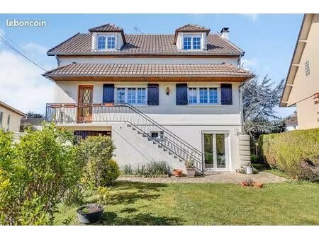 maison 6 pièces 149 m²