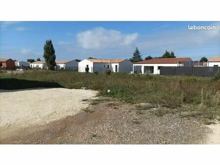 terrain 620 m² saint porchaire