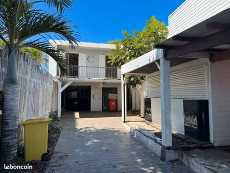 maison 130 m2 à rénover proche front de mer st-pierre