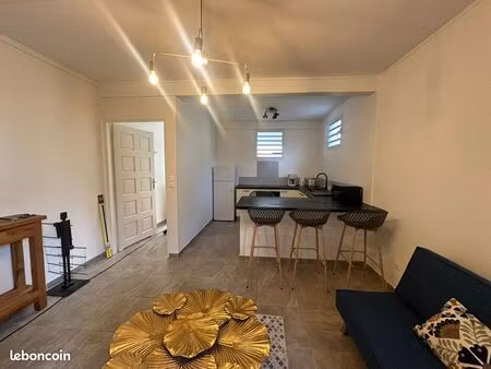 appartement t3 meublé  équipé  rénové  climatisé