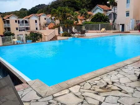 appartement 2 pièces a sainte anne