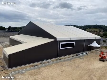 local commercial 900m2