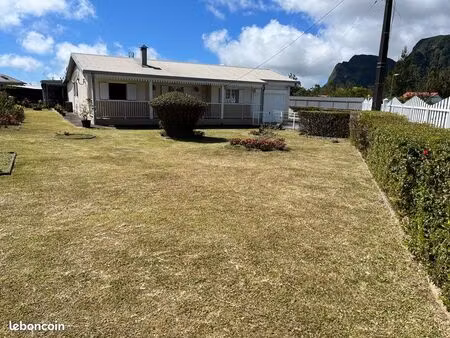 vente maison conviviale 147 m² – cheminée  extérieur – nombreux atouts