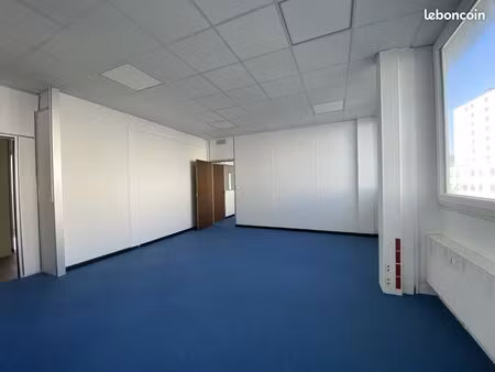 bureaux 250 m²