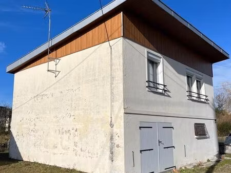 maison de ville 55 m² gouzon