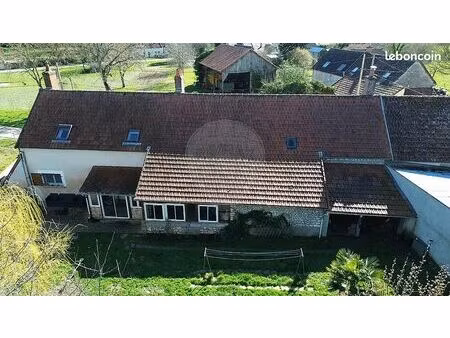 longère 6 pièces 151 m²