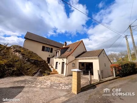 maison 9 pièces 167 m²