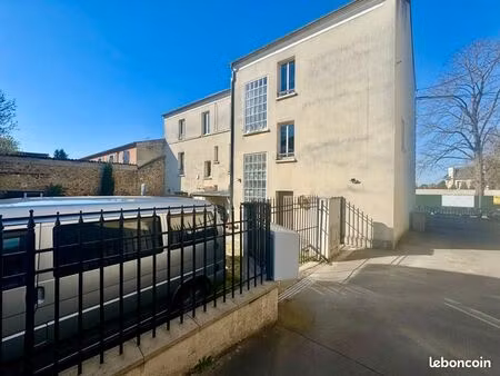 immeuble 14 pièces 287 m²