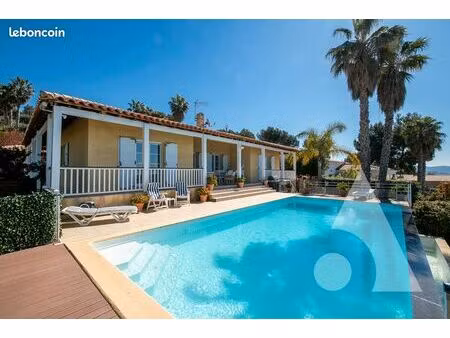 villa 5 pièces 134 m²