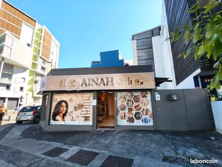 immeuble 3 pièces 145 m²