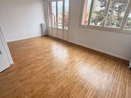 appartement 2 pièces 52 m²