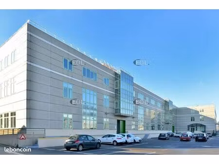 bureaux 2 925 m²