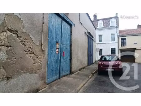 garage/box 46 m² perigueux