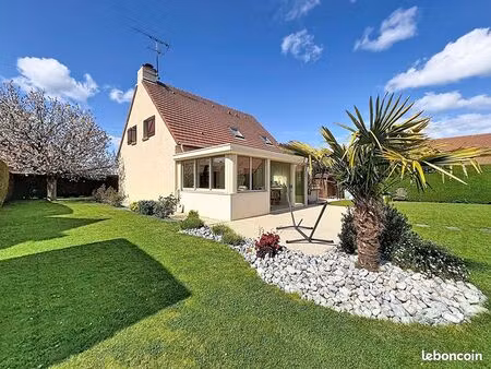 pavillon 5 pièces 107 m²