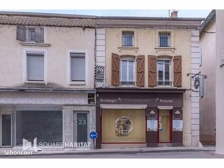 immeuble 6 pièces 158 m²