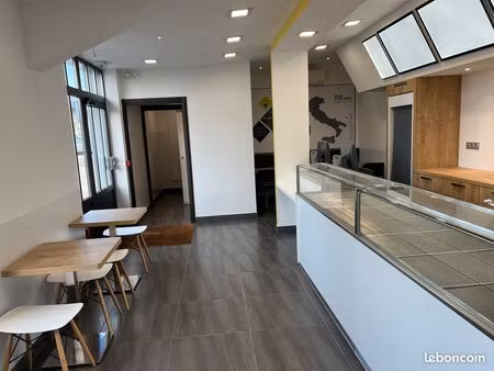 cuisine équipée / vente à emporter