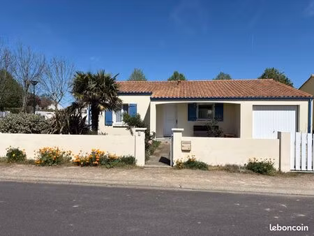 maison plain-pied 87 m² – 3 chambres – terrain 518 m² – angles-249000