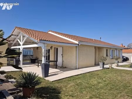 maison 6 pièces 104 m²