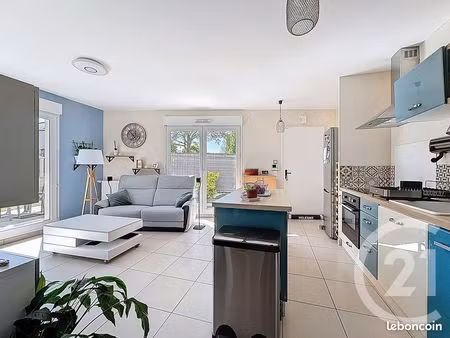 appartement 3 pièces 64 m²