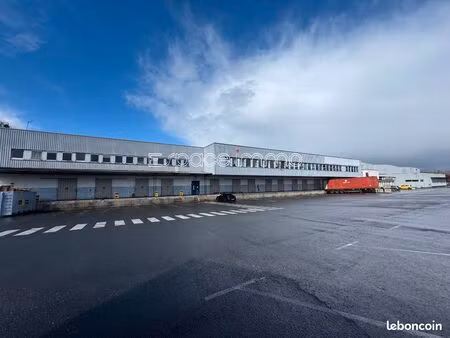 bureaux 9000 m² gravigny