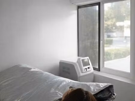 a saisir- baisse de prix- cause depart region- fonds de commerce esthétique-minceur-forme-