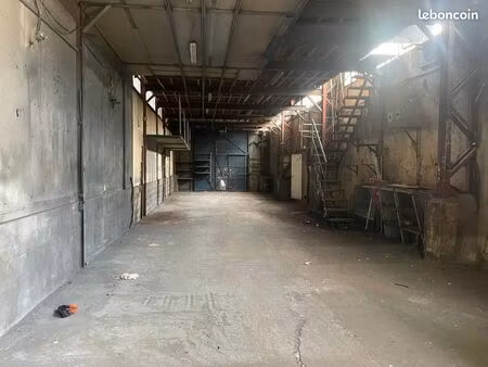local industriel 210 m²