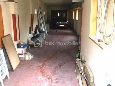 local commercial 48 m²