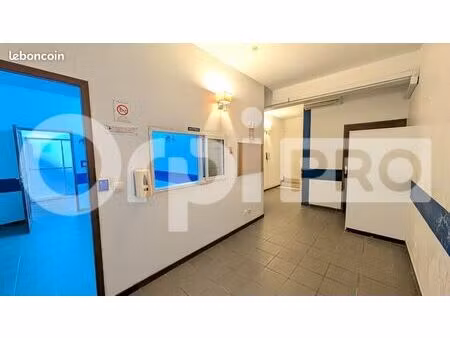 local commercial 50 m²