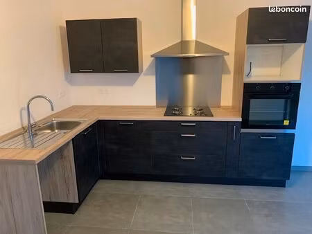 loue t3 la rivière st louis 56m² 700 euros